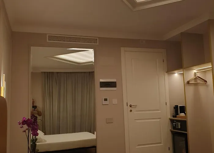 Appian Private Affittacamere 4*